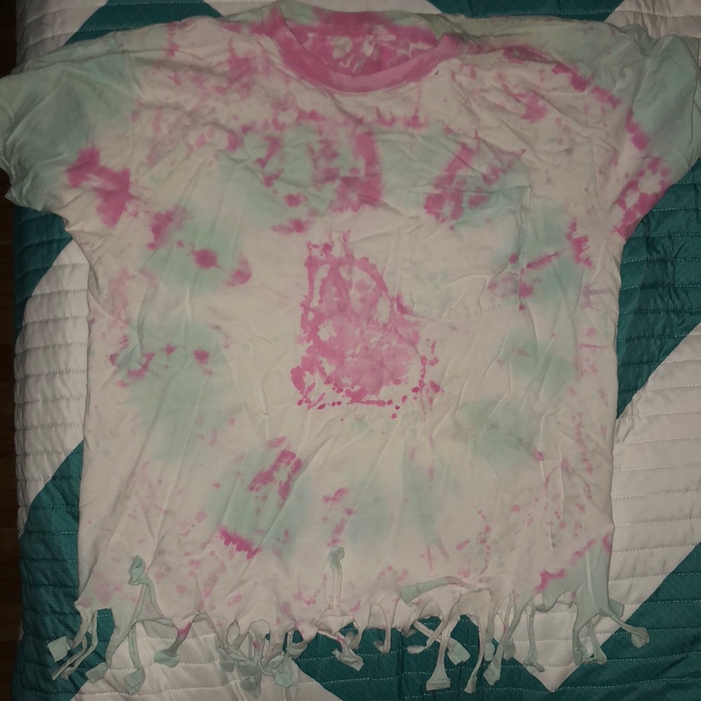 Short sleeve tie dye top with pocket